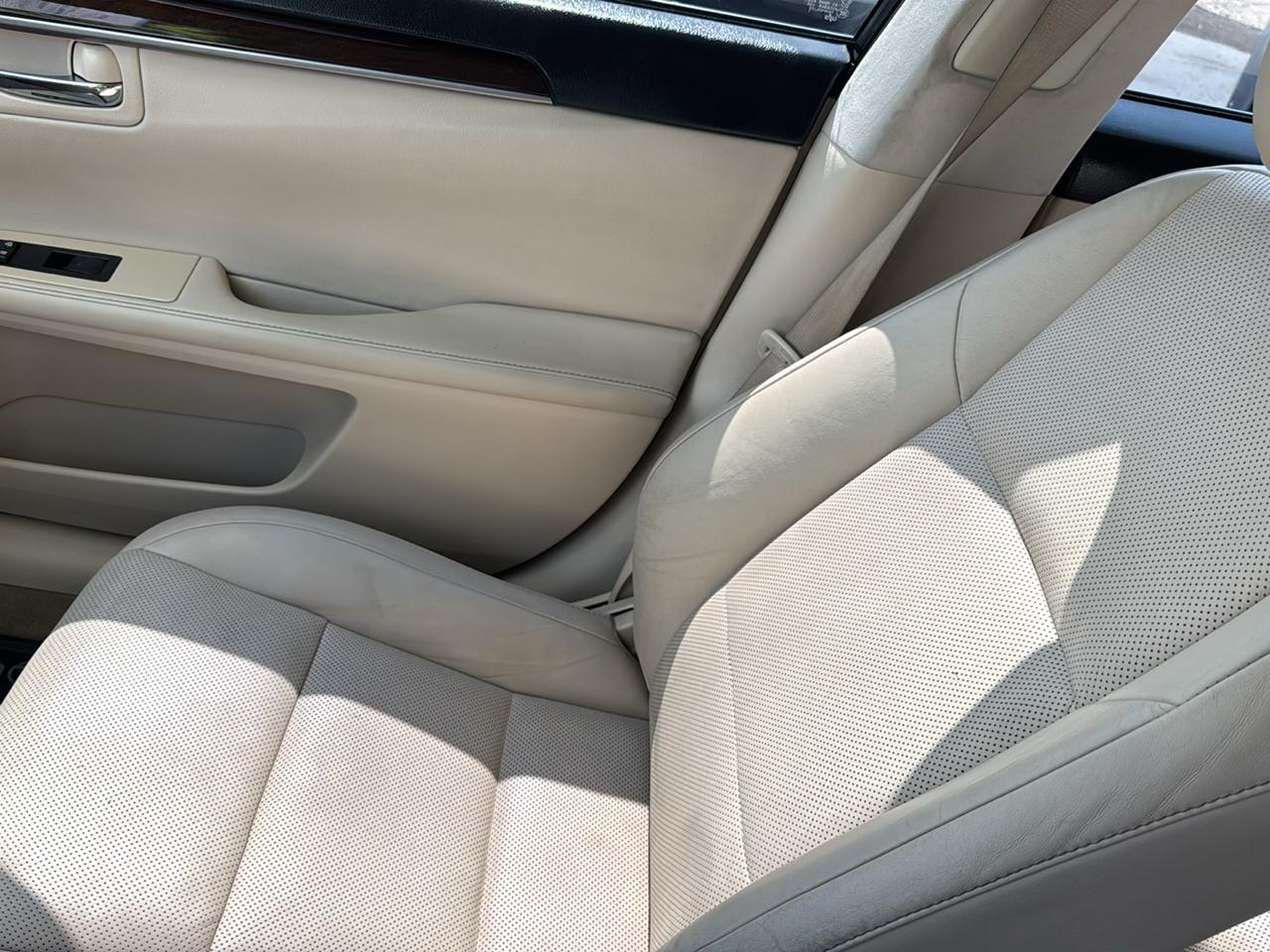 Lexus ES 350 Sedan 2013