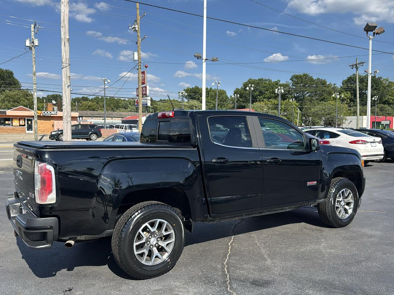 GMC Canyon 4WD Crew Cab 140.5" All Terrain w/Leather 2018