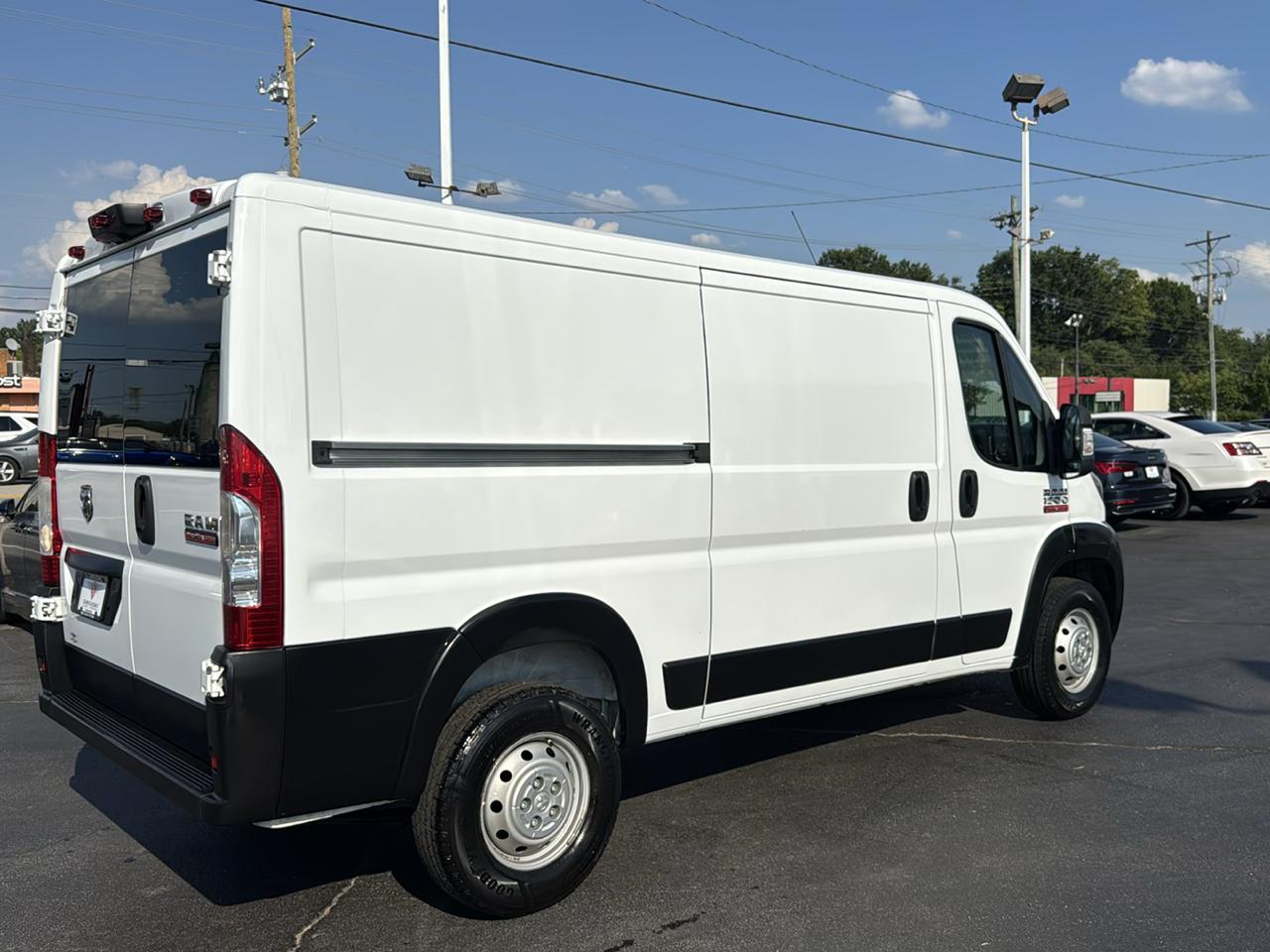 RAM Promaster 1500 Low Roof Tradesman 136-in. WB 2019