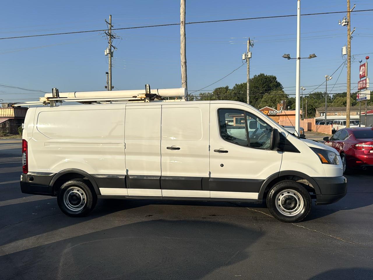 Ford Transit 150 Van Low Roof 60/40 Pass. 148-in. WB 2017