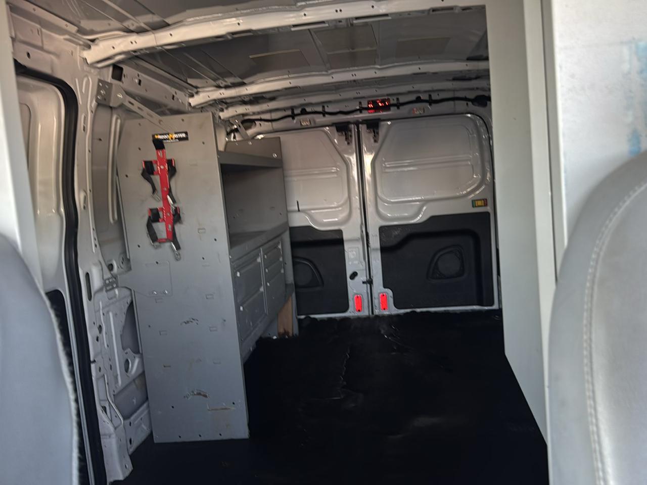 Ford Transit 150 Van Low Roof 60/40 Pass. 148-in. WB 2017