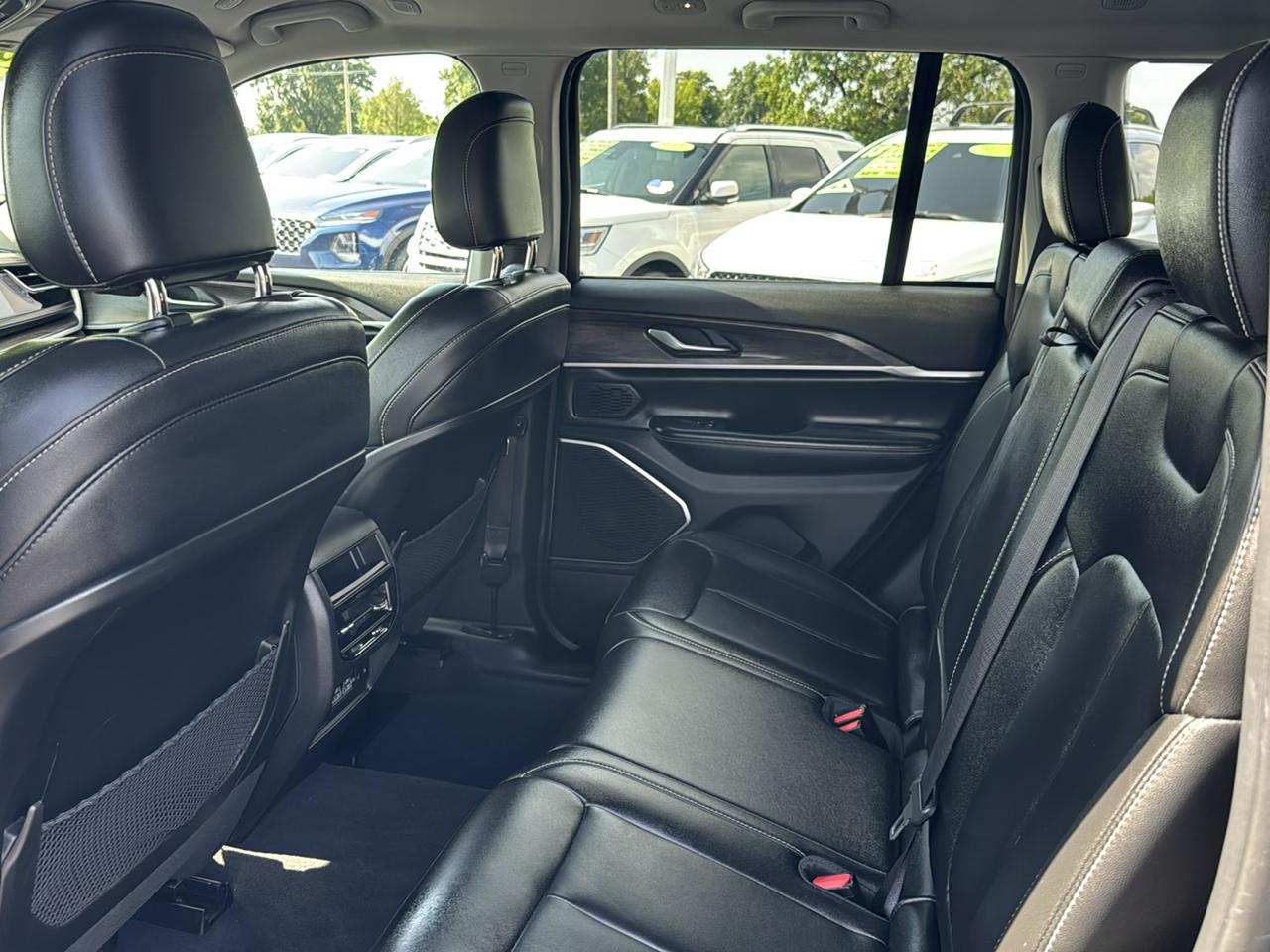 Jeep Grand Cherokee Limited 4WD 2023