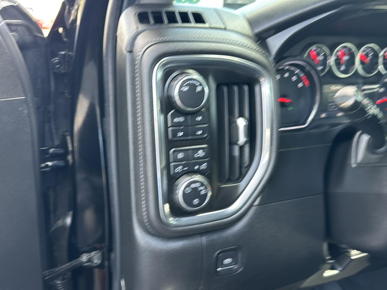 Chevrolet Silverado 1500 4WD Crew Cab 147" LT Trail Boss 2019