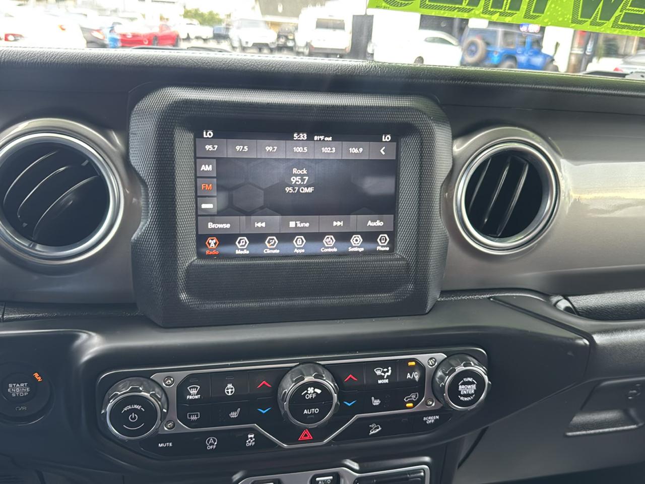 Jeep Wrangler Unlimited Sahara 2018