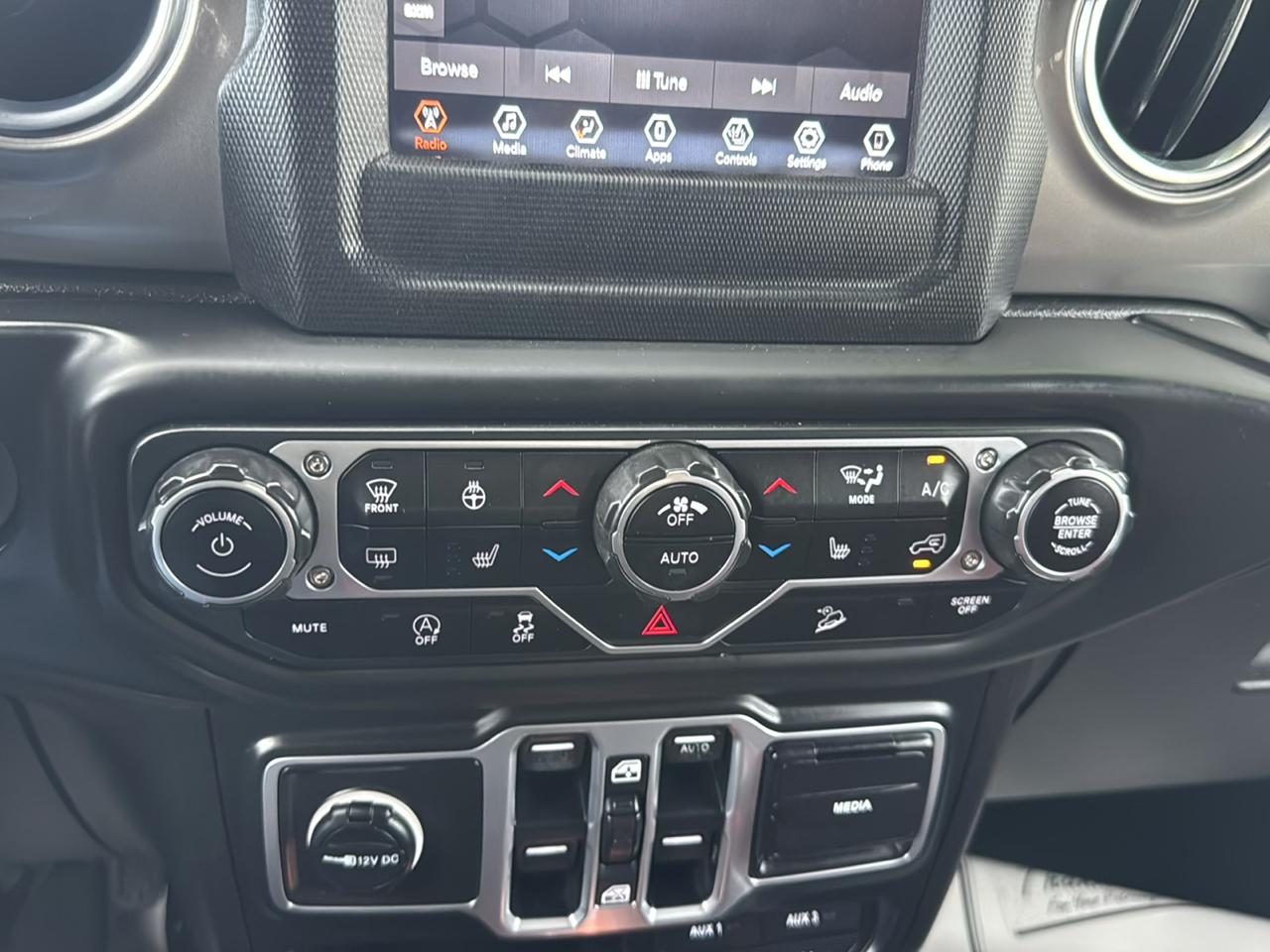 Jeep Wrangler Unlimited Sahara 2018