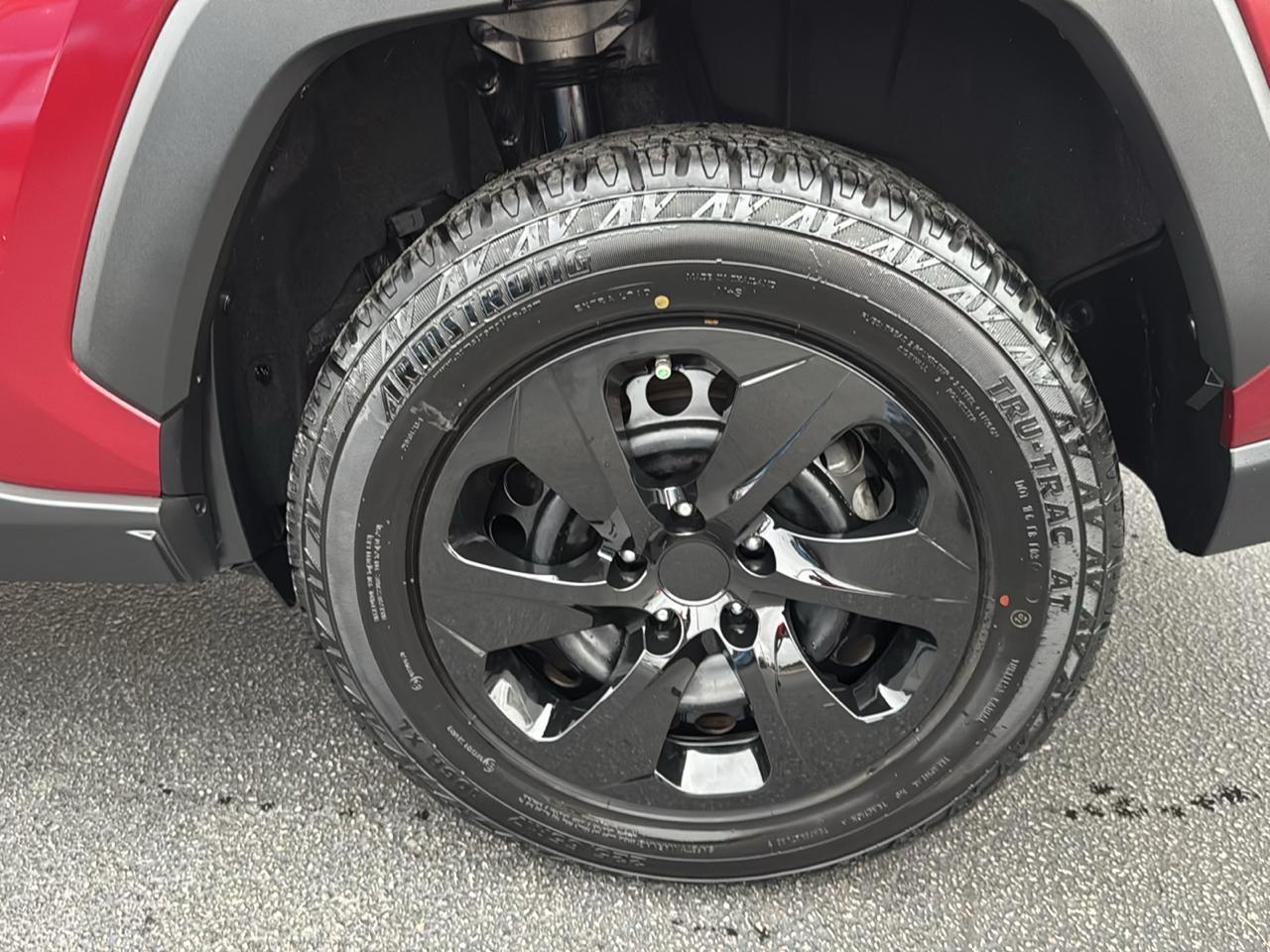 Toyota RAV4 LE 2020