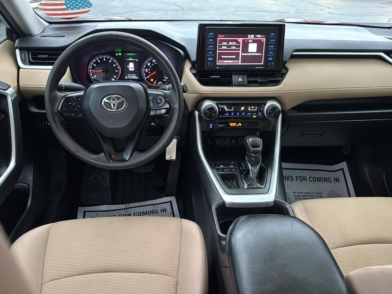 Toyota RAV4 LE 2020