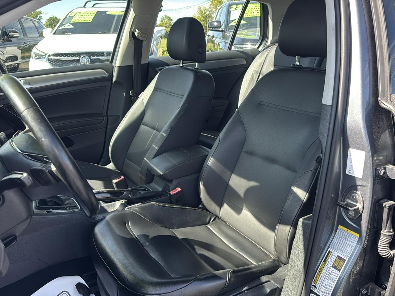 Volkswagen Golf TSI S 6A 2015