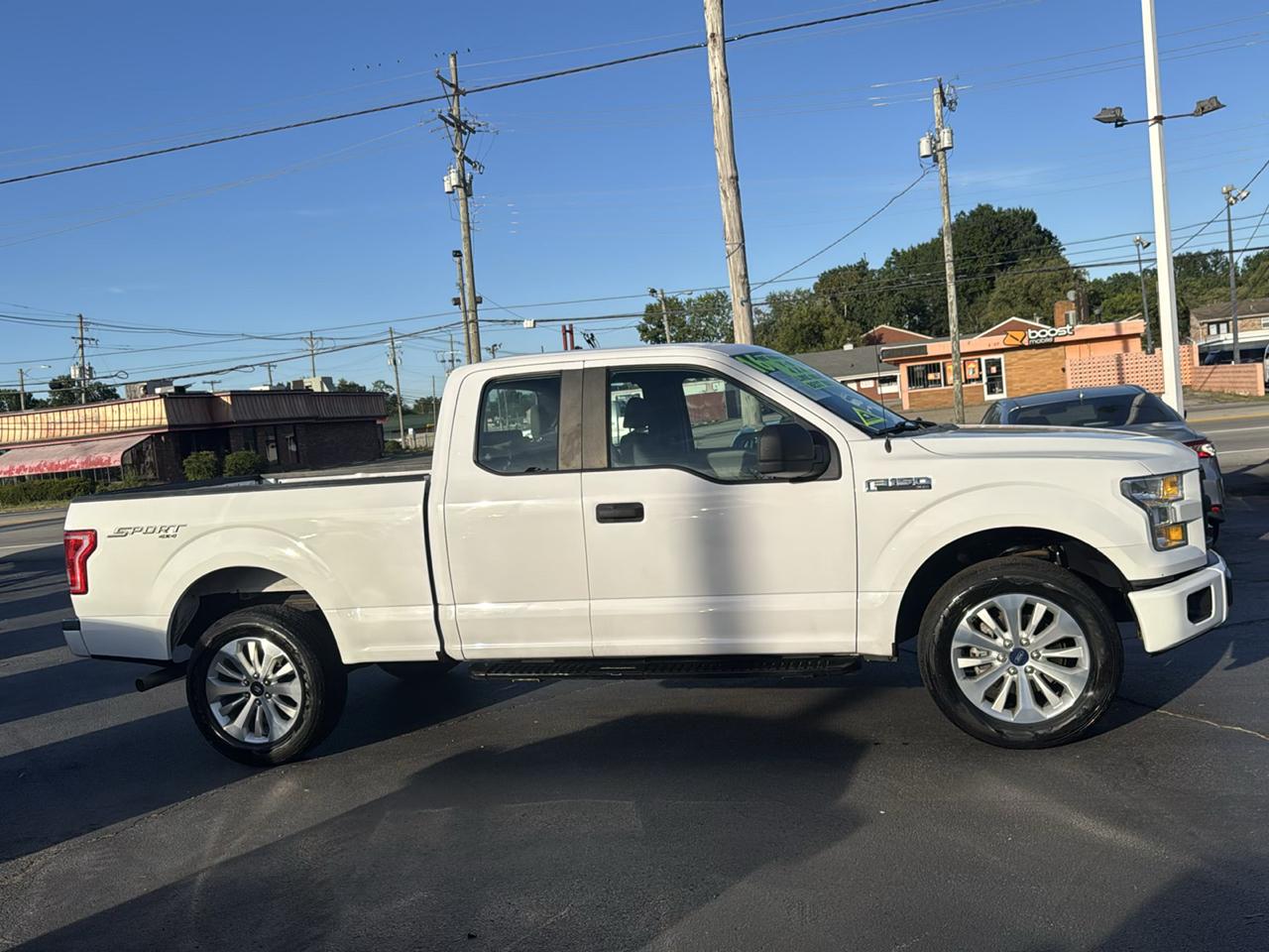 Ford F-150 4WD SuperCab 133" XLT 2016