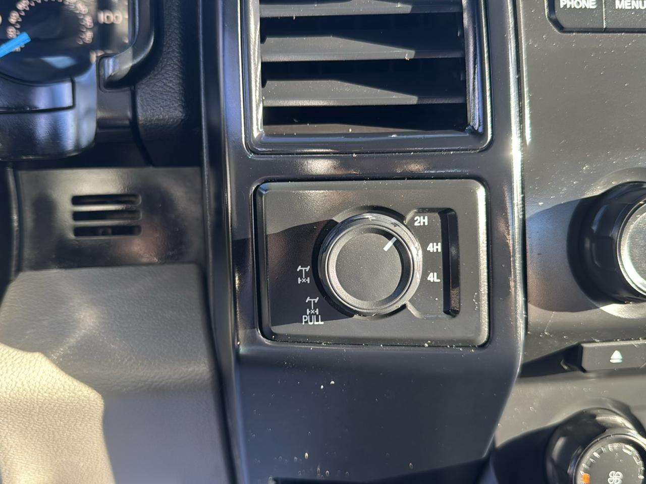 Ford F-150 4WD SuperCab 133" XLT 2016