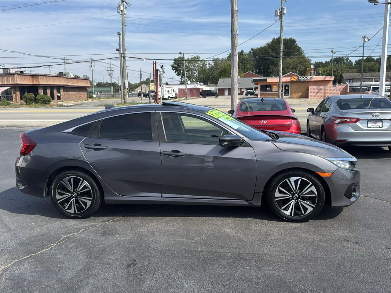 Honda Civic EX-T Sedan CVT 2018