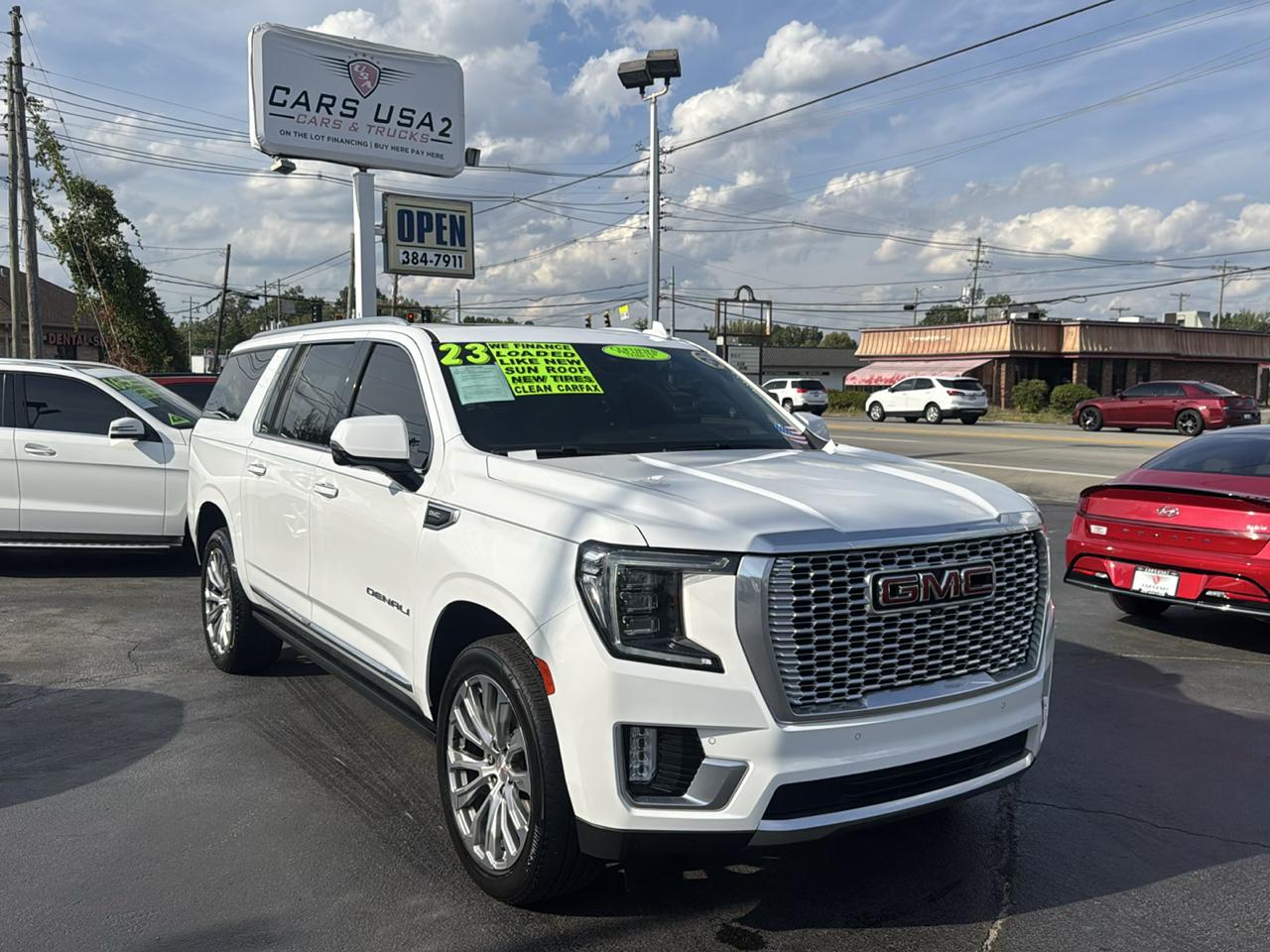 GMC Yukon XL Denali 4WD 2023