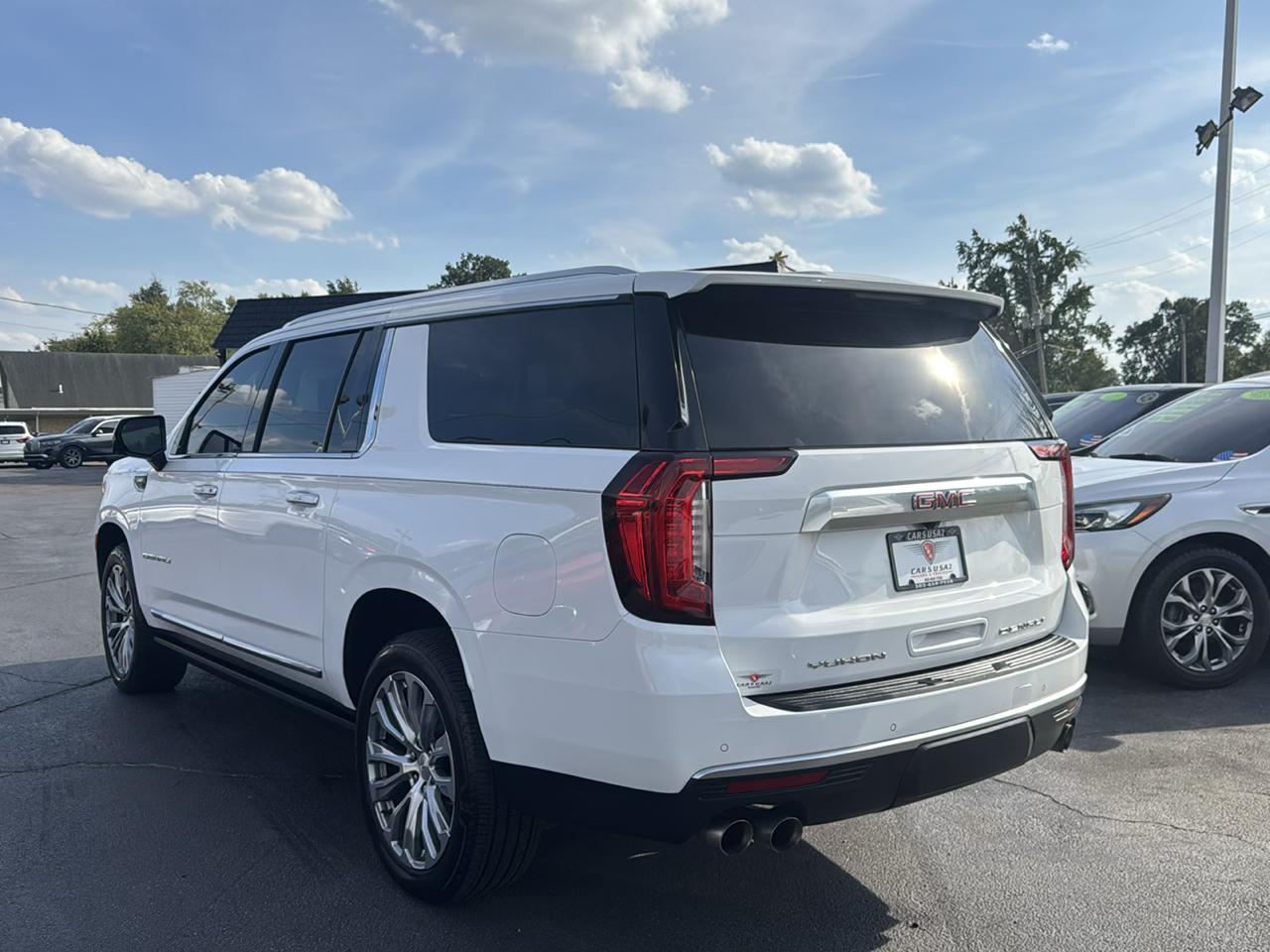 GMC Yukon XL Denali 4WD 2023