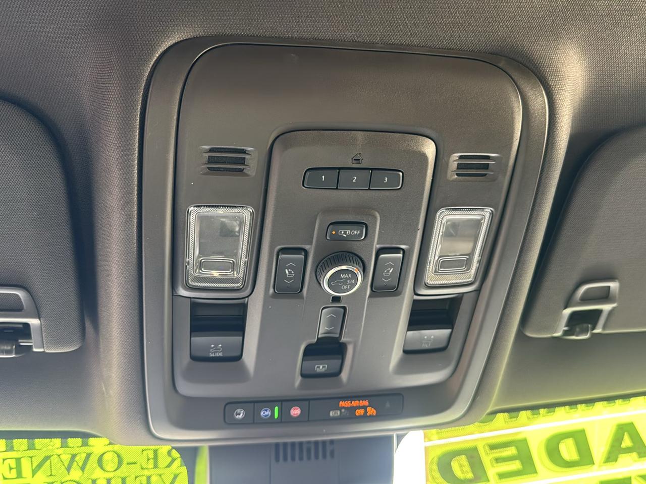 GMC Yukon XL Denali 4WD 2023