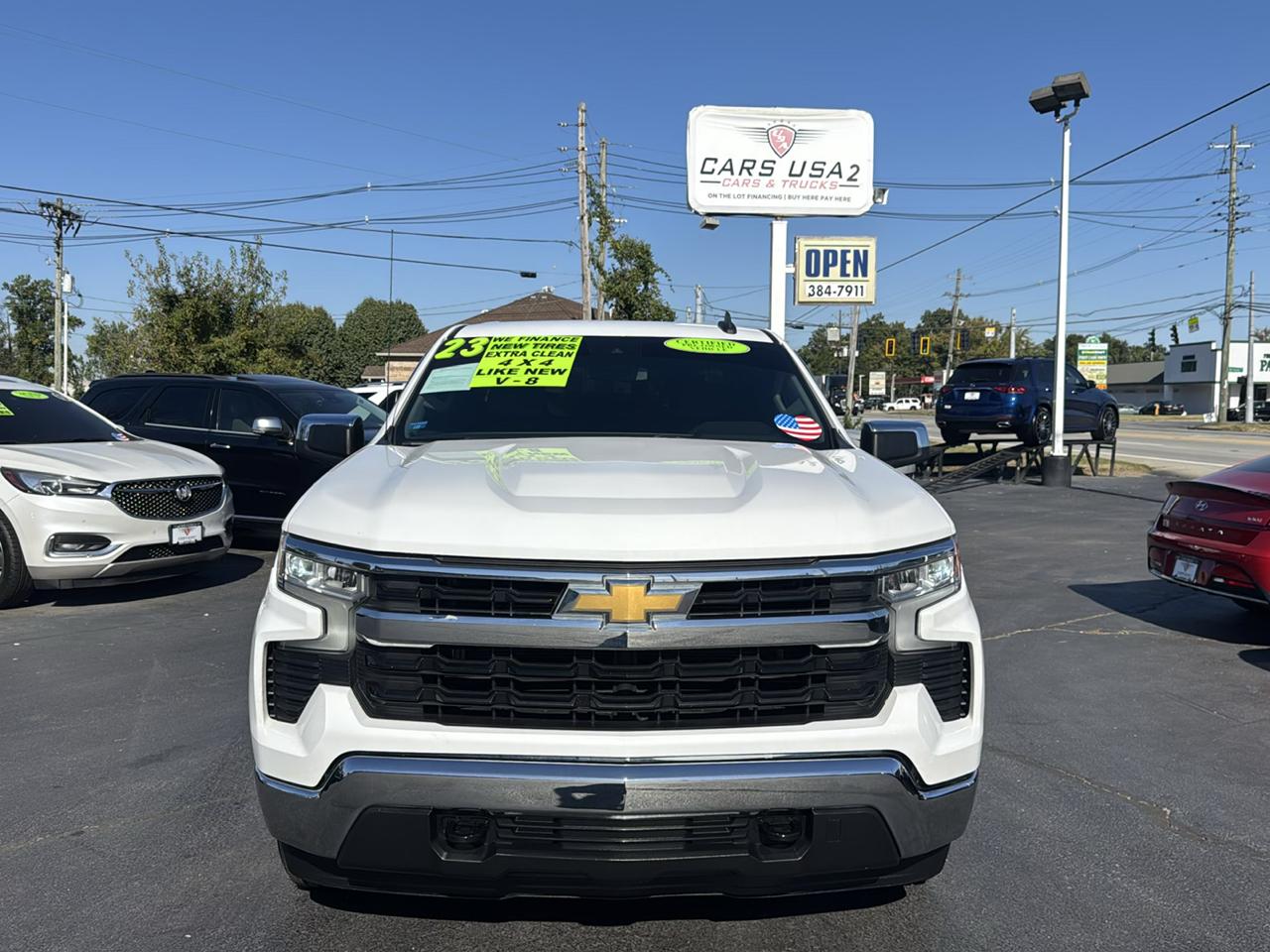 Chevrolet Silverado 1500 1LT Crew Cab 4WD 2023