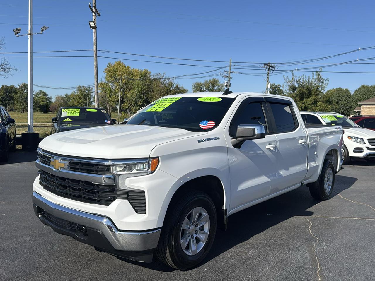 Chevrolet Silverado 1500 1LT Crew Cab 4WD 2023