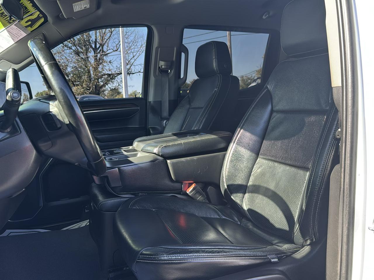 Chevrolet Silverado 1500 1LT Crew Cab 4WD 2023