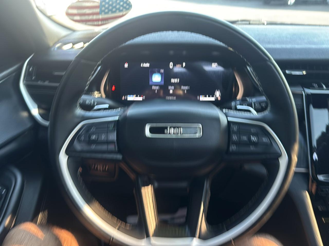 Jeep Grand Cherokee L Laredo 4WD 2023