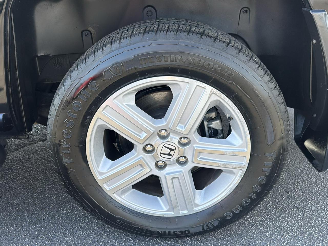 Honda Ridgeline RTL w/ Leather and Navigation 2014