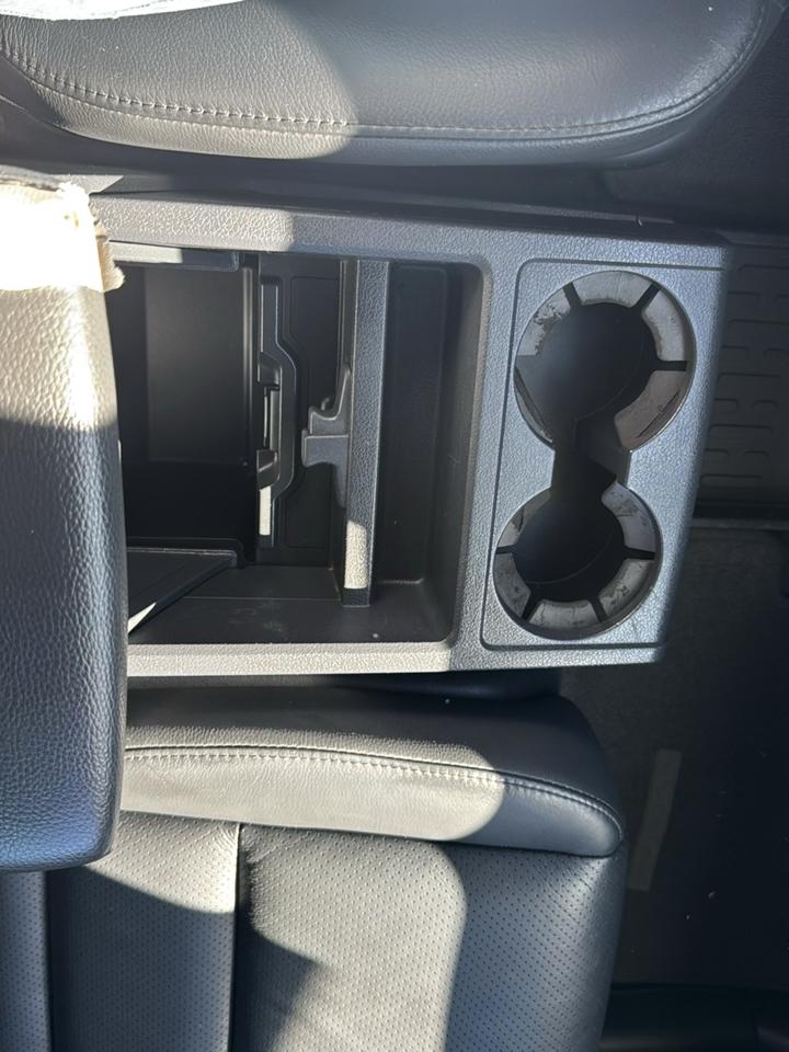 Honda Ridgeline RTL w/ Leather and Navigation 2014