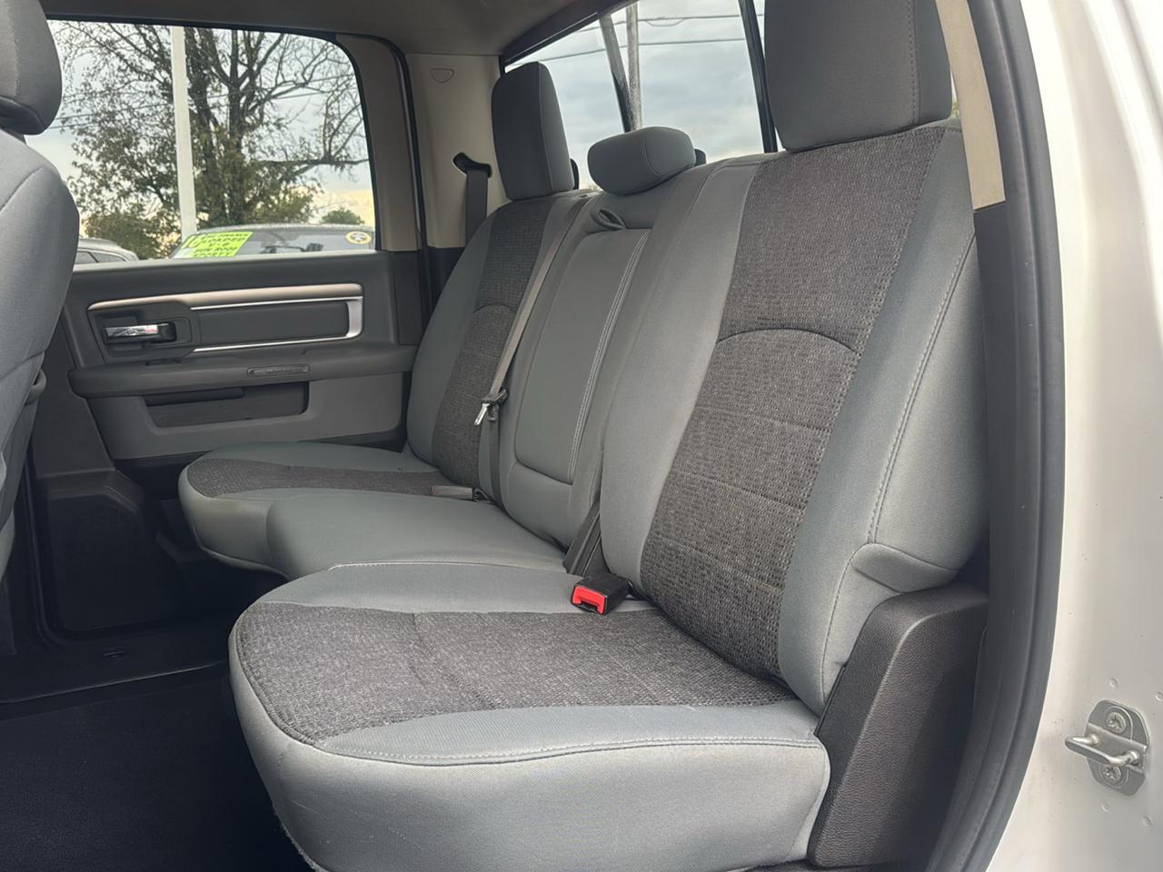 RAM 1500 Classic Tradesman Crew Cab SWB 4WD 2019