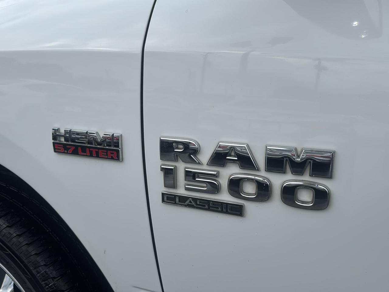 RAM 1500 Classic Tradesman Crew Cab SWB 4WD 2019