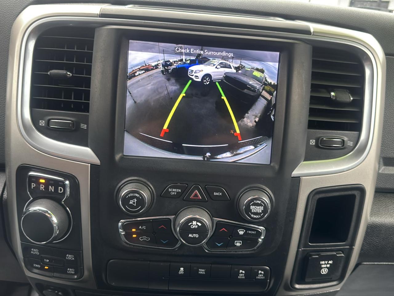 RAM 1500 Classic Tradesman Crew Cab SWB 4WD 2019