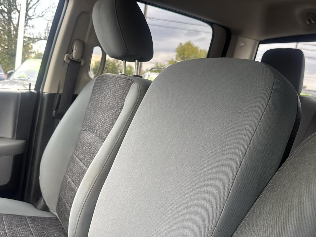 RAM 1500 Classic Tradesman Crew Cab SWB 4WD 2019