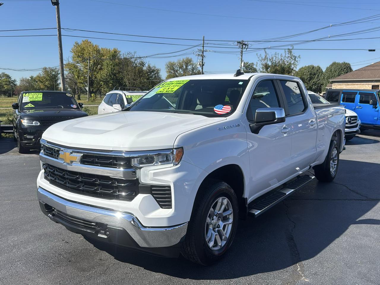Chevrolet Silverado 1500 1LT Crew Cab 4WD 2023