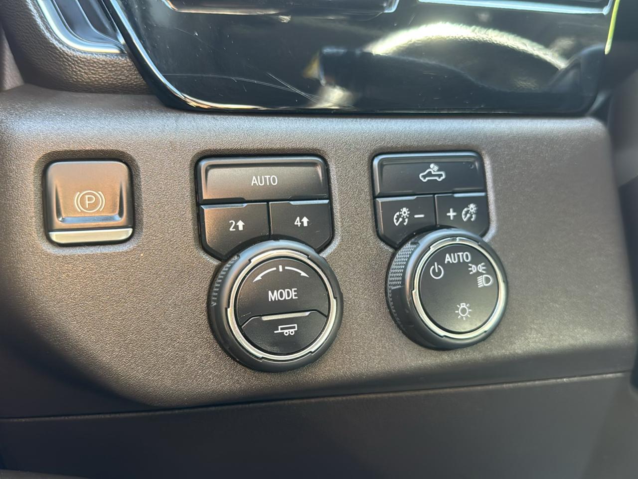 Chevrolet Silverado 1500 1LT Crew Cab 4WD 2023