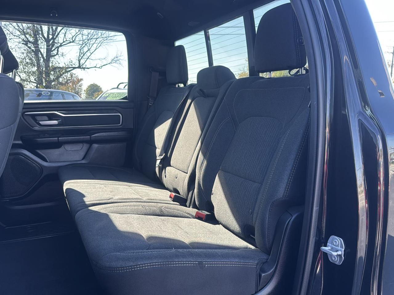 RAM 1500 Big Horn Crew Cab SWB 4WD 2019