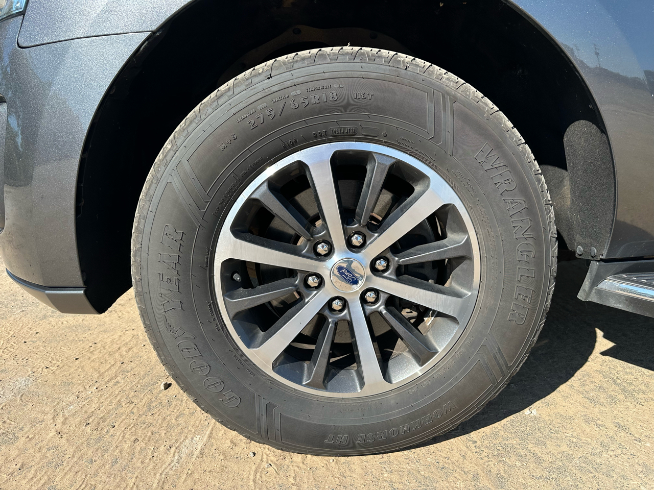 2018 Ford Expedition XLT photo 8