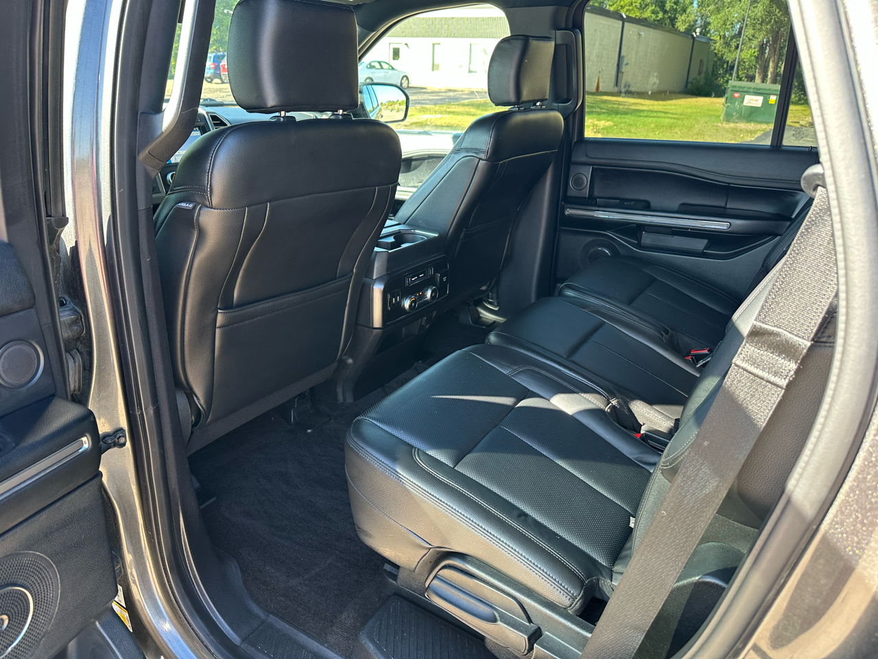 2018 Ford Expedition XLT photo 13