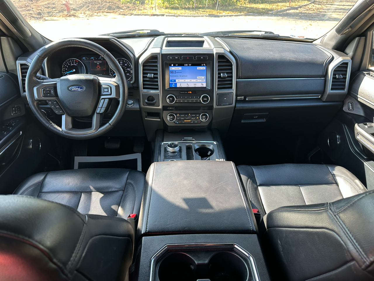 2018 Ford Expedition XLT photo 14