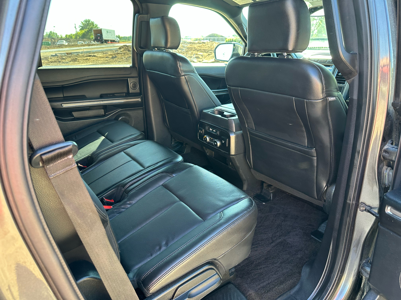 2018 Ford Expedition XLT photo 17