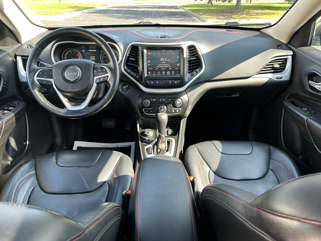 2016 Jeep Cherokee Trailhawk photo 14