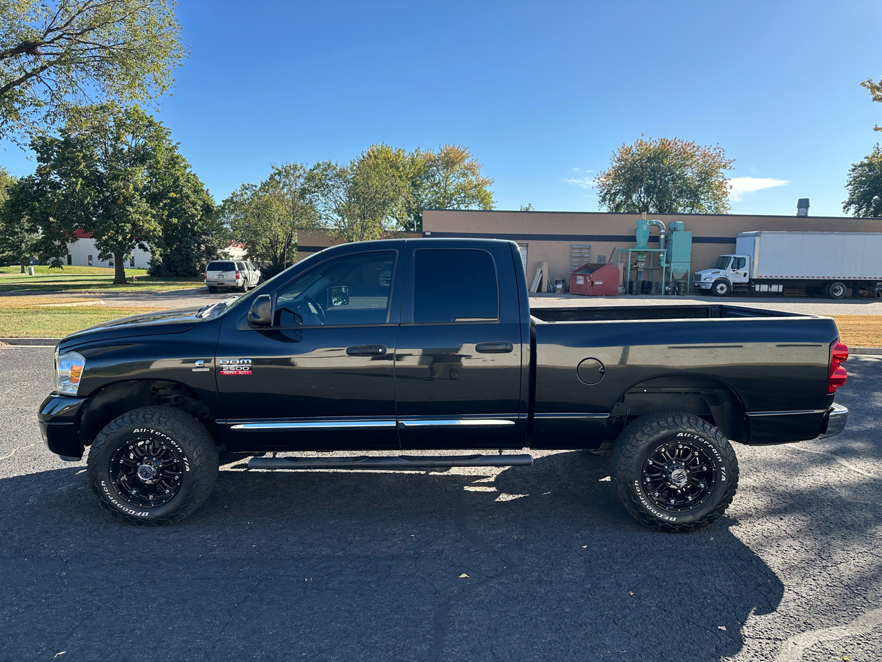 2007 Dodge Ram Laramie photo 2