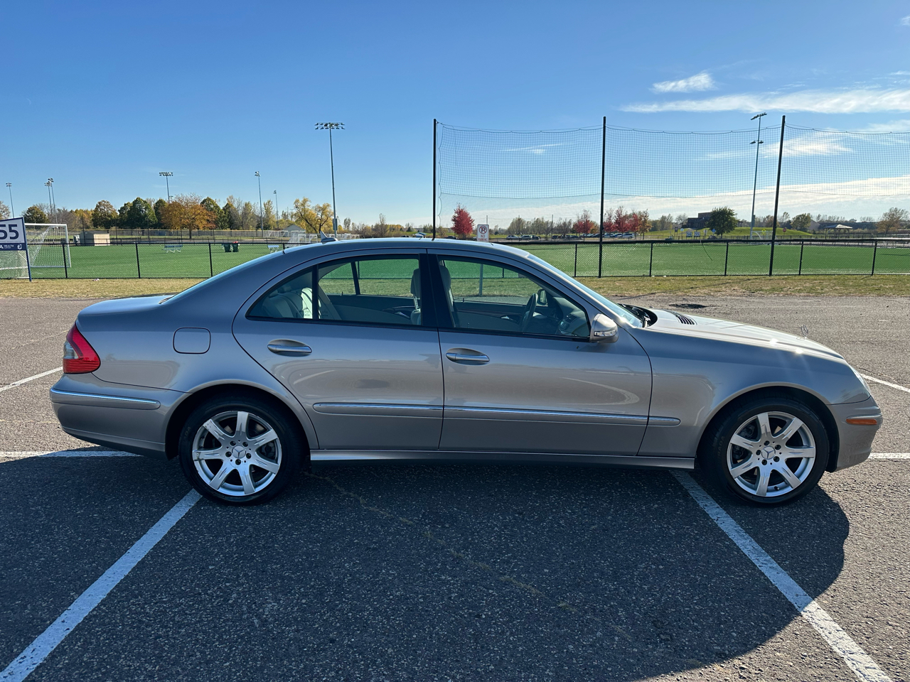 Mercedes-Benz E-Class E350 4MATIC 2007