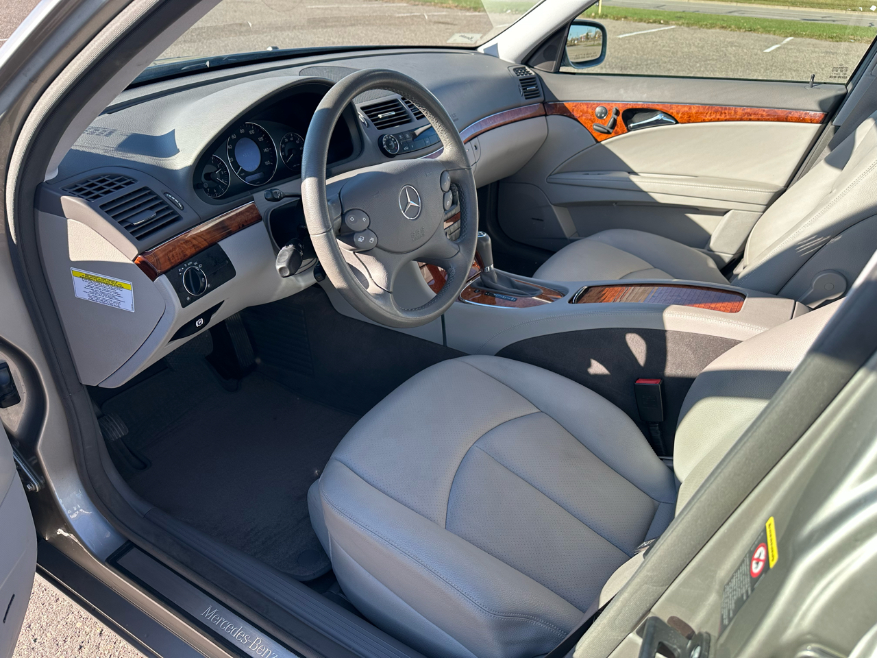 Mercedes-Benz E-Class E350 4MATIC 2007