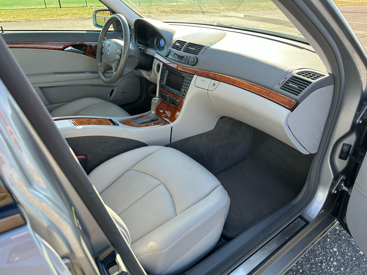 Mercedes-Benz E-Class E350 4MATIC 2007