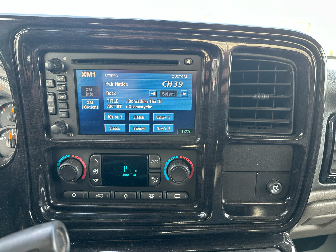 Chevrolet Avalanche 1500 4WD 2005