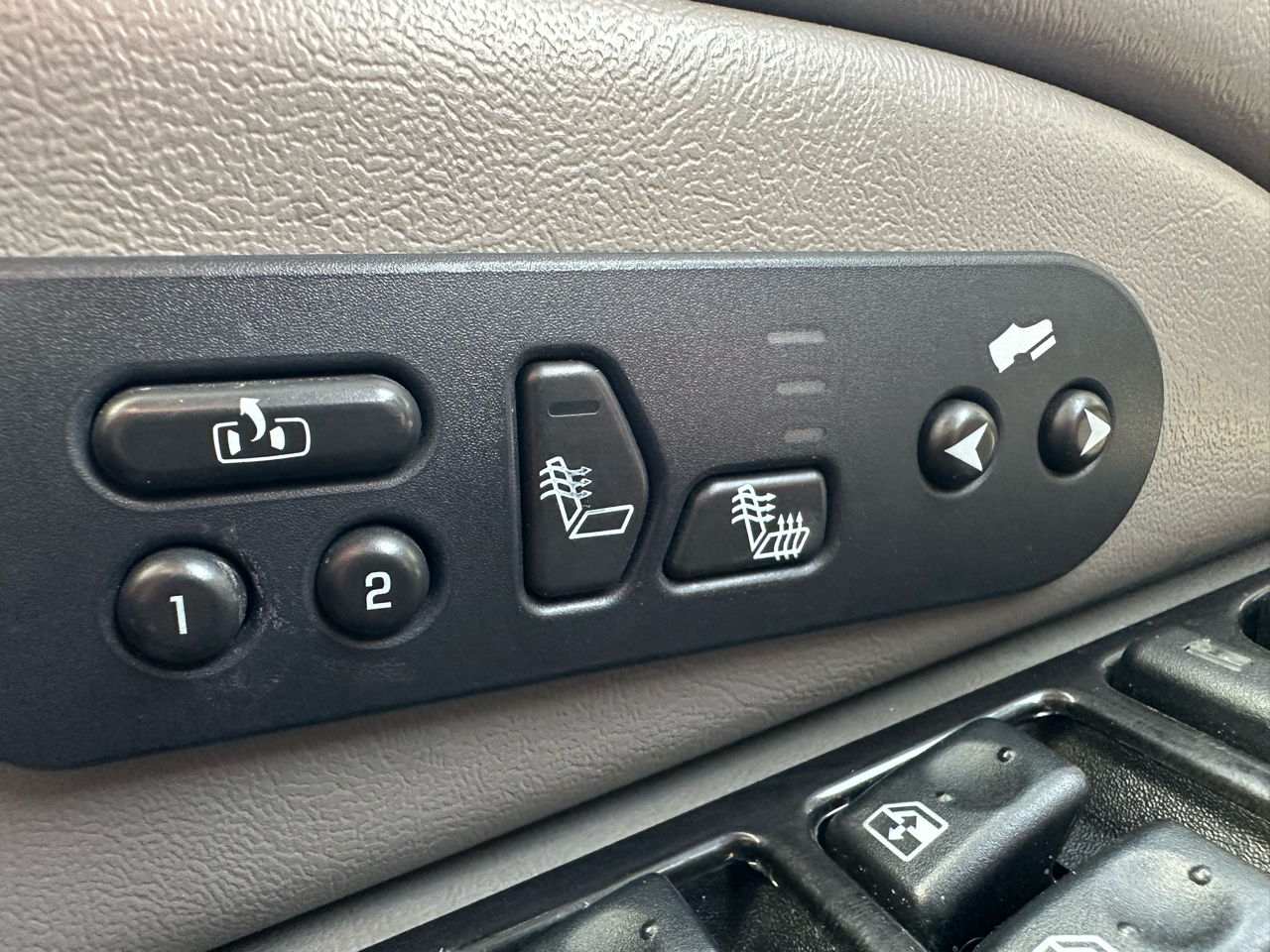 Chevrolet Avalanche 1500 4WD 2005