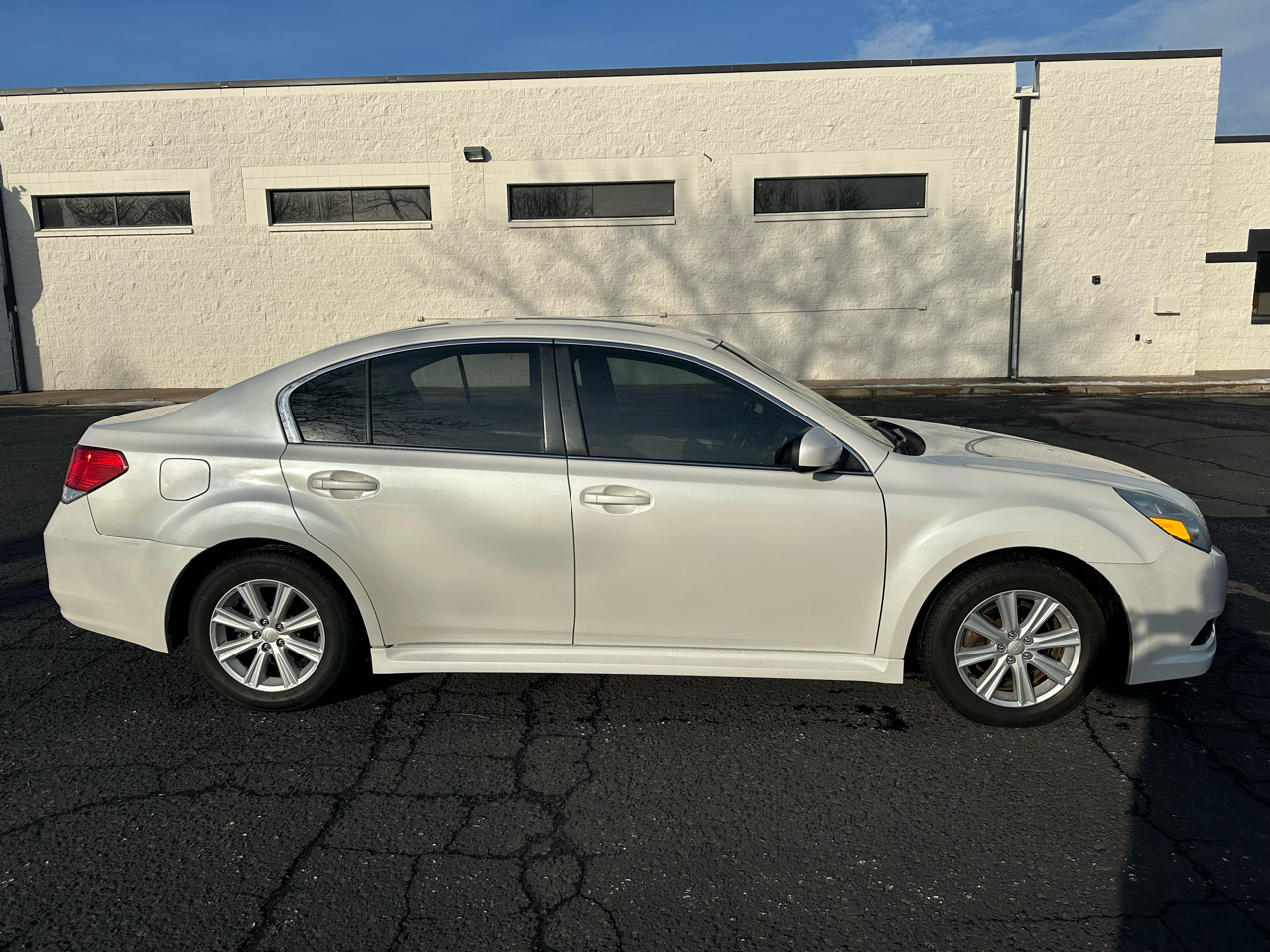 Subaru Legacy 2.5i Premium 2011