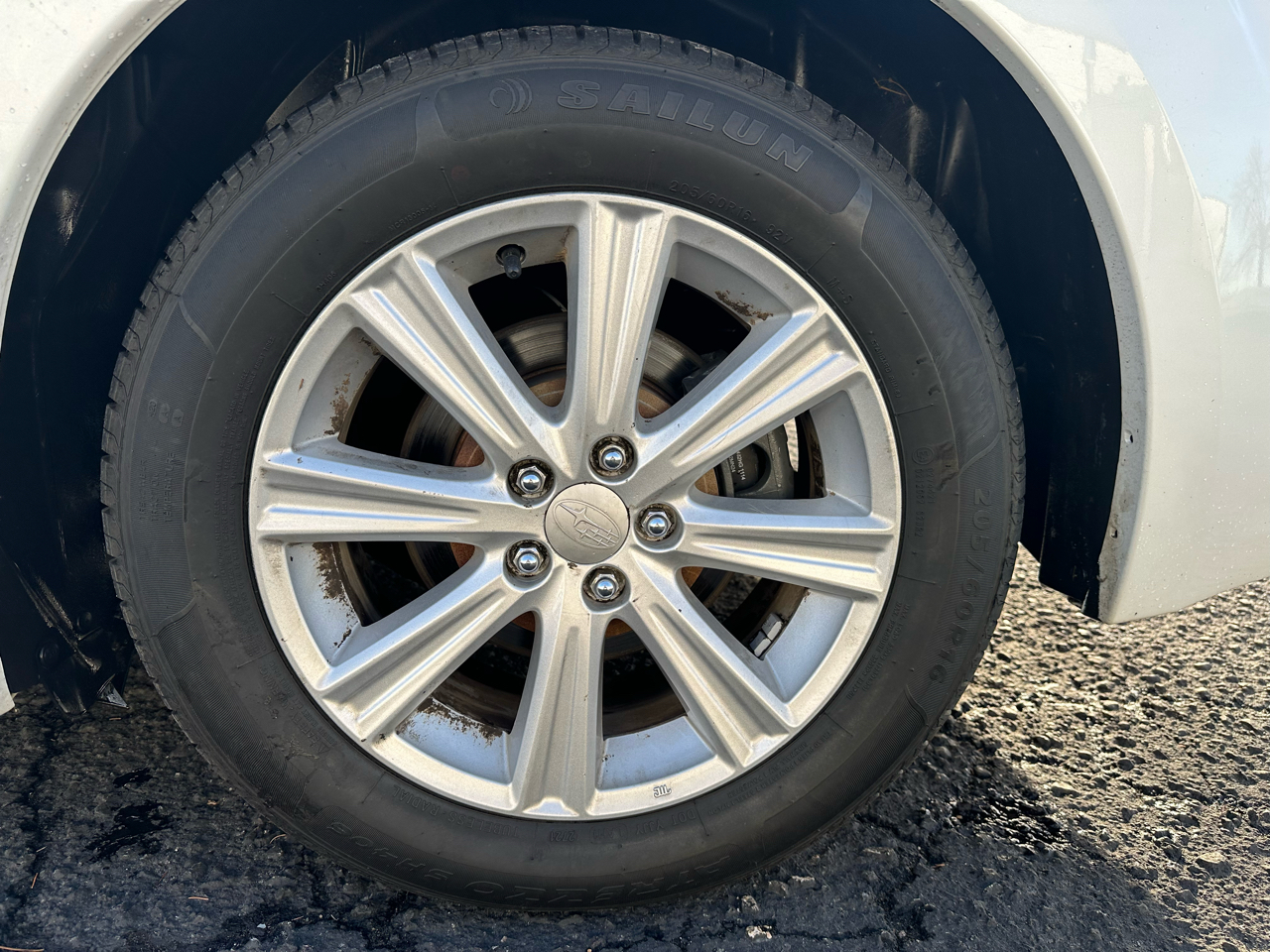 Subaru Legacy 2.5i Premium 2011