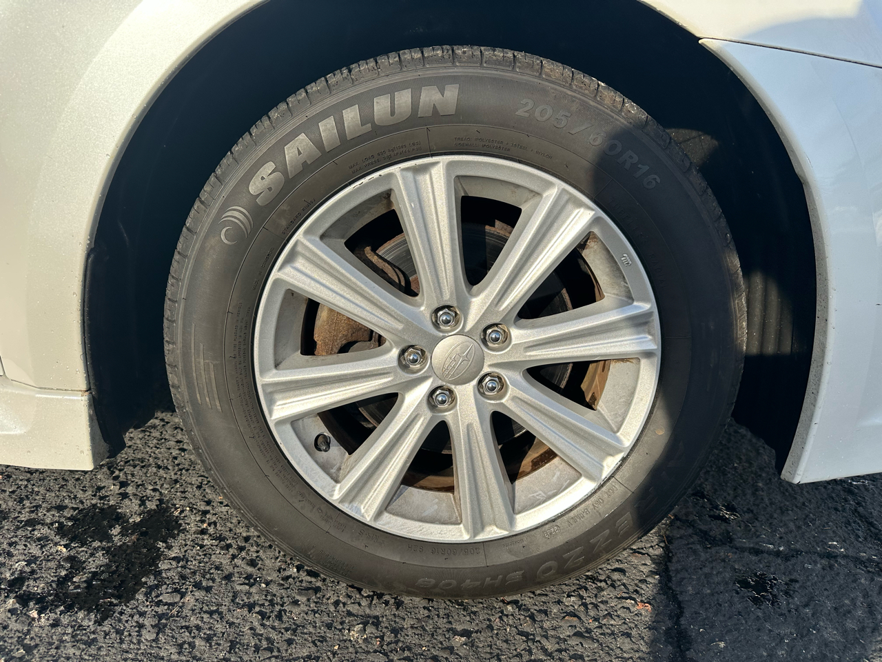 Subaru Legacy 2.5i Premium 2011