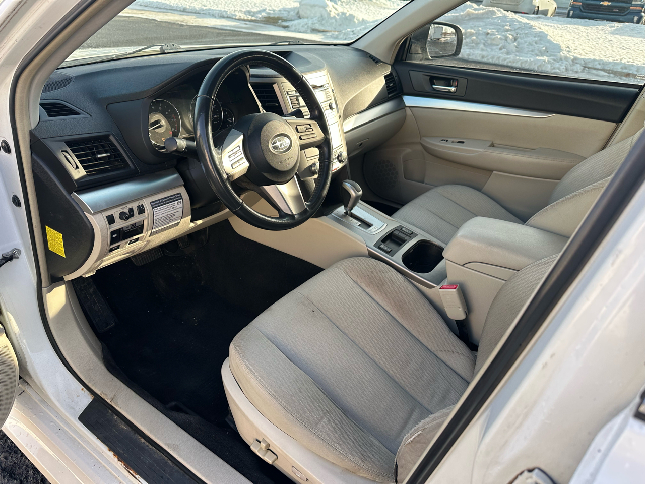 Subaru Legacy 2.5i Premium 2011