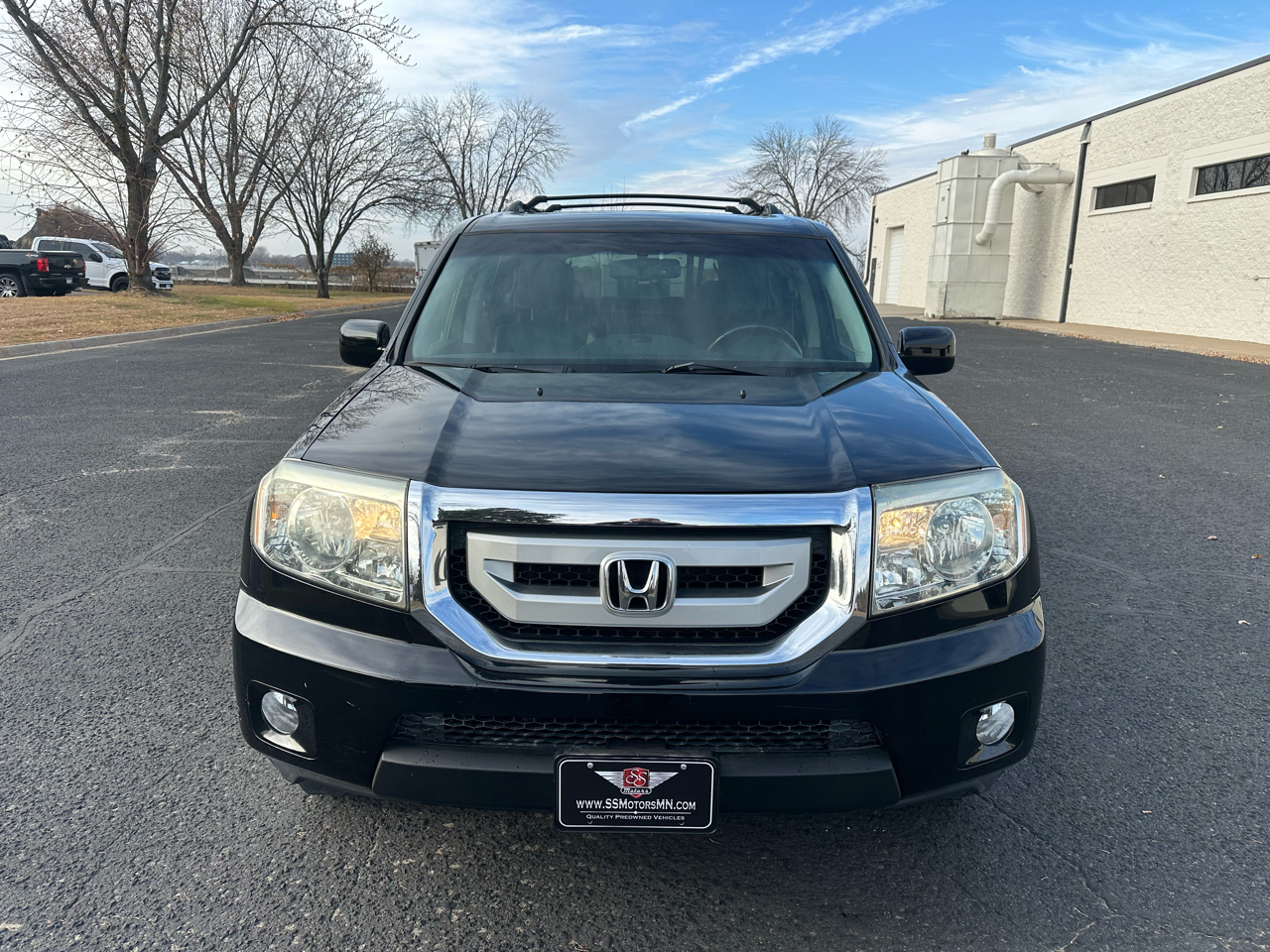 2009 Honda Pilot Touring photo 2