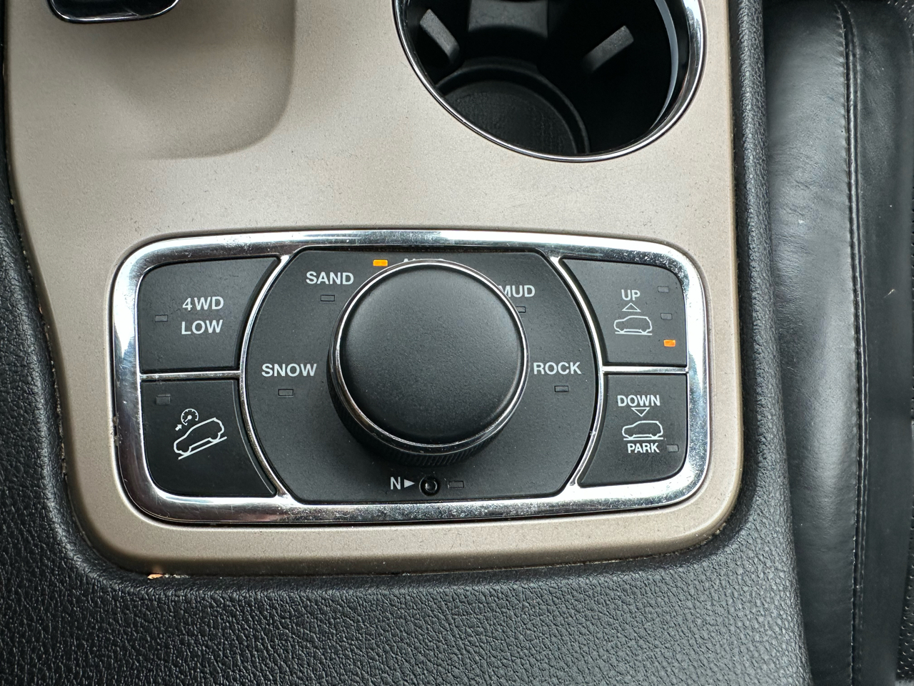 Jeep Grand Cherokee Summit 4WD 2014