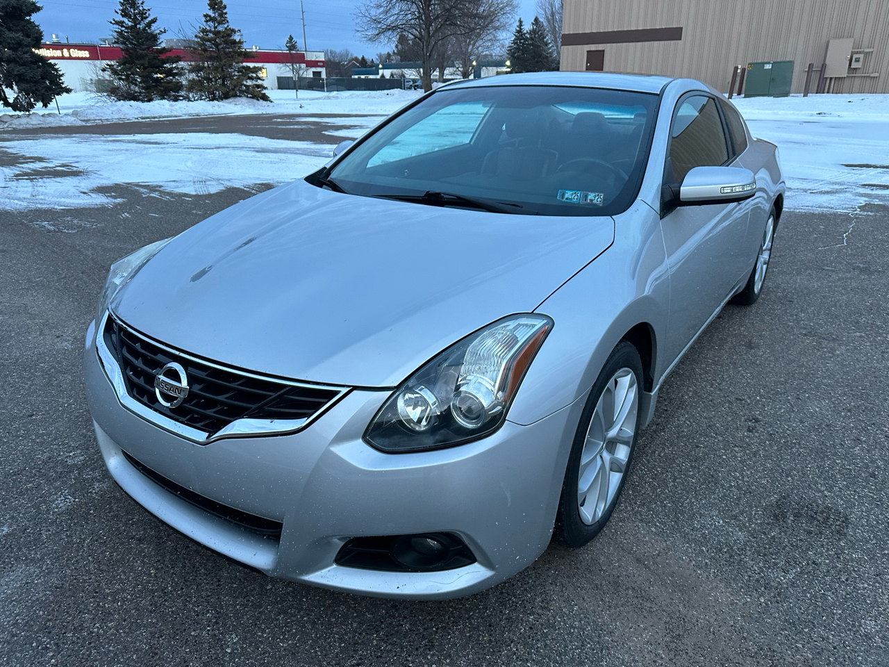 Nissan Altima  2012