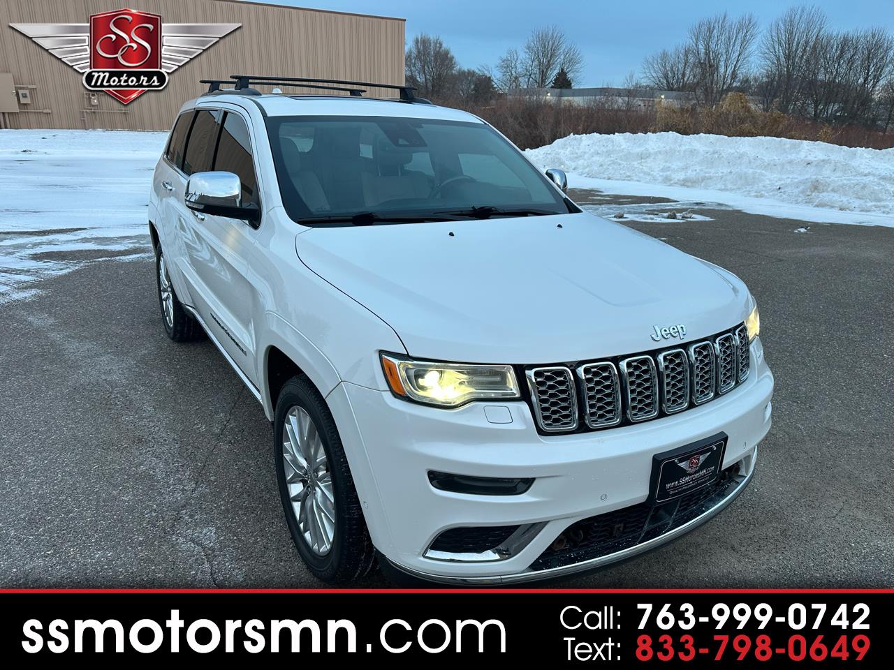 2017 Jeep Grand Cherokee Summit's photo